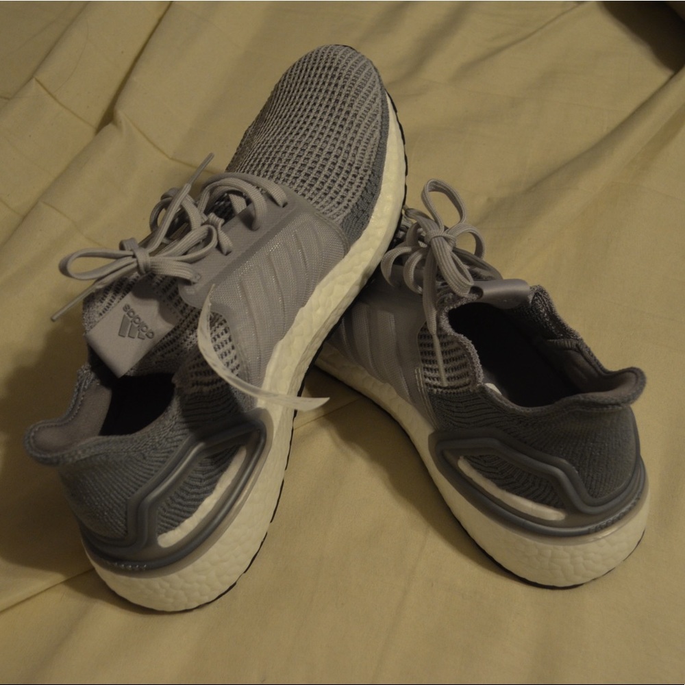 Grey ultraboost
